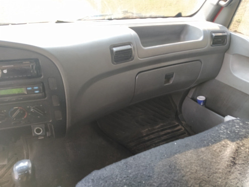Mercedez Accelo 915