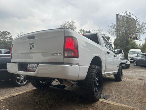 Ram 2500 4x4 V8 Hemi 5.7
