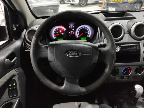 Imagem 5 de 10 de Ford Fiesta 1.0 Rocam S Flex 5p