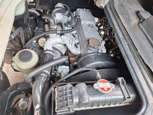 Kia Bongo 2.5 Std 4x2 Rs Turbo C/ Carroceria 2p