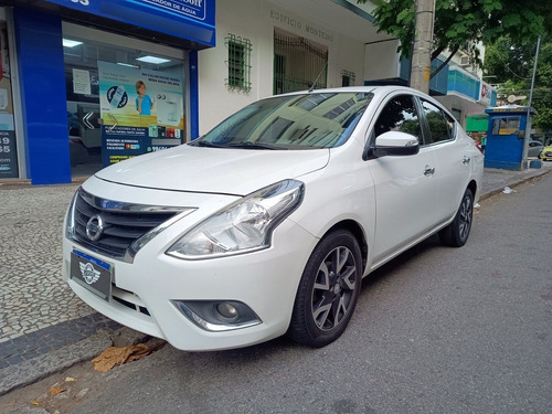 Nissan Versa 1.6 16V FLEXSTART SL 4P XTRONIC