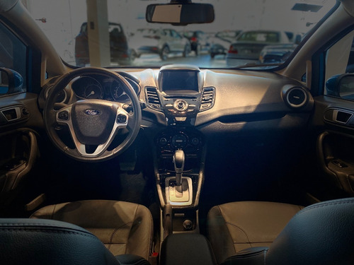 Imagen 11 de 14 de Ford Fiesta Kinetic 1.6 Titanium Powershift Vehiculosdeloest