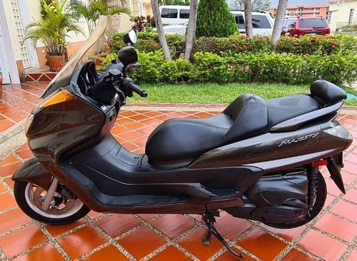 Yamaha Majesty