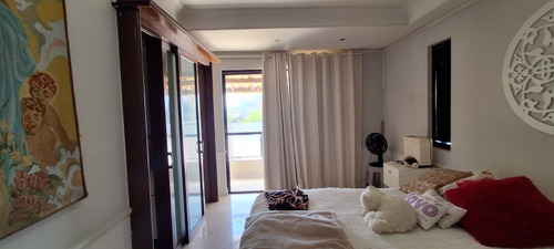 Casa 3/4 Sendo 1 Suite Na Praia Do Flamengo