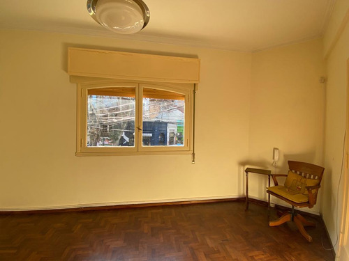 Casa Uso Profesional En Alquiler Lourdes