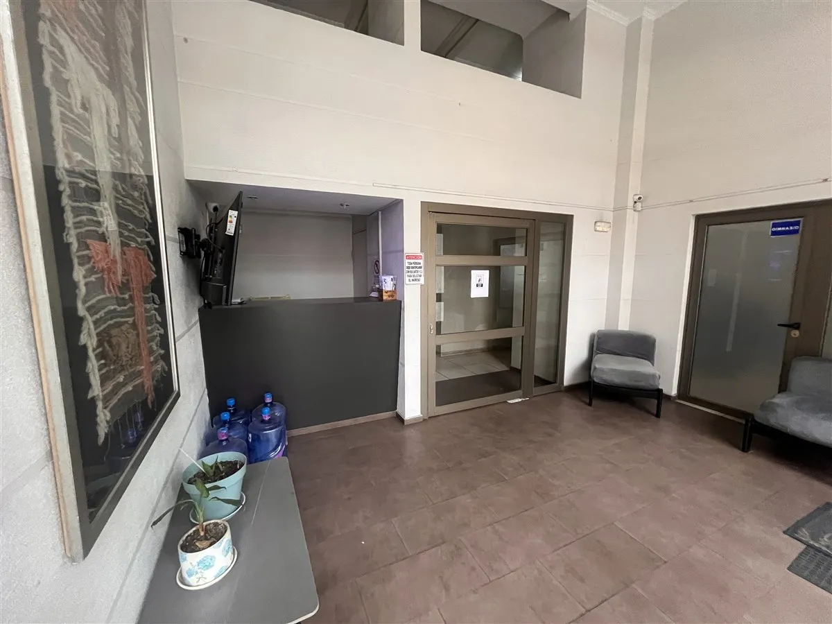 Imagen 2 de 24 de Departamento En Arriendo: 2 Dormitorios, 2 Baños En Santiago