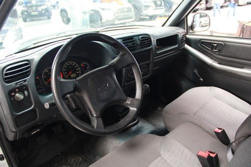 Imagem 8 de 12 de Chevrolet S10 2.8 Colina 4x2 Cs 12v Turbo Electronic Interc