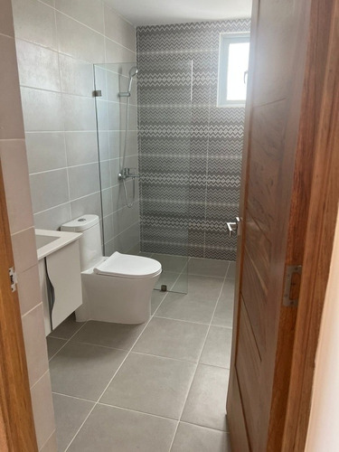 Imagen 5 de 23 de Alquiler De Moderno Apartamento En Alma Rosa I, S.d.e.
