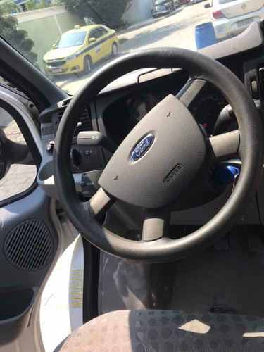 Imagem 14 de 15 de Ford Transit 2013 2.2 2p