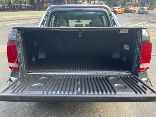 Imagem 10 de 10 de Volkswagen Amarok Highline Cd 2.0 16v Tdi 4x4 2017