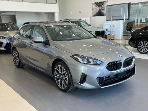 Bmw 118i Okm 2025 - Linea Nueva - Bmw 118 Okm 2025
