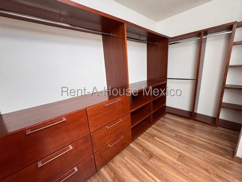 Zibatá. Venta - Casa En Esquina Con Estudio Y 3 Recámaras