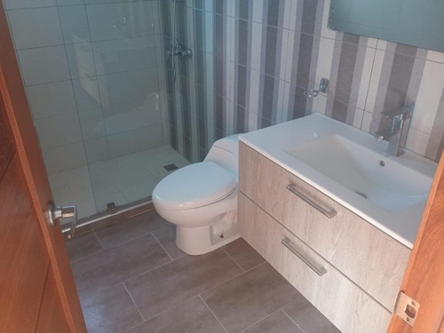 Alquilo Apto En Torre Monarca De El Vergel, 3 Habs. 160 Mts.2, Piso 6, Incluye Linea Blanca