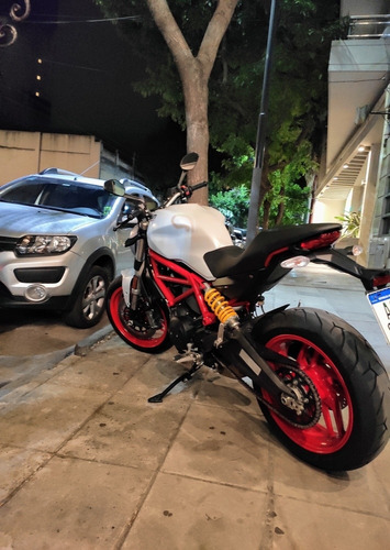 Ducati Monster 797 Blanca
