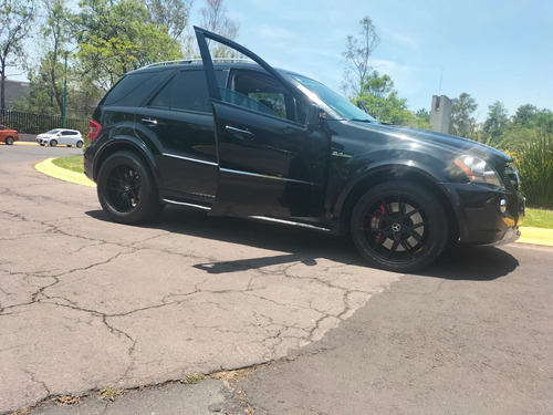 Mercedes Benz Ml63 Amg V8