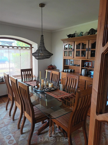 Casa En Venta De 5 Dorm. En Los Angeles