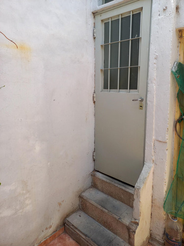 Imagen 16 de 30 de Casa + Departamento En Venta - Barrio Pueyrredon