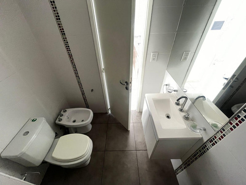 Venta Departamento Monoambiente En Barrio Martin. Apto Crédito.