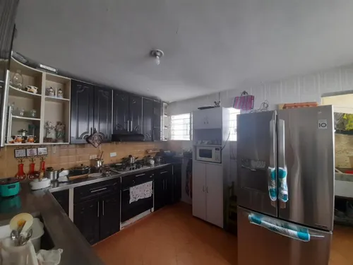 Casa En Venta En Calasanz. Cod V9872