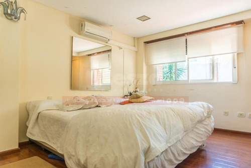 Imagen 12 de 17 de Local Con Vivienda En Muy Buena Ubicación