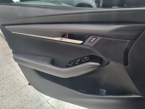 Imagen 14 de 16 de Mazda 3 Touring Mt 2020