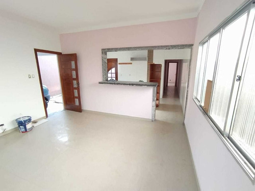 Imagem 7 de 14 de Casa 2 Dormitórios Isolada 9x27 Edícula 100m Do Mar Amj85
