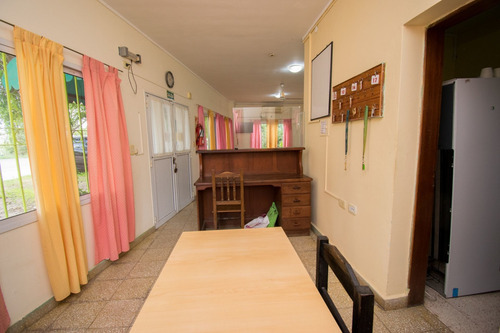 Imagen 6 de 19 de Hotel En Venta Sobre Ruta 11