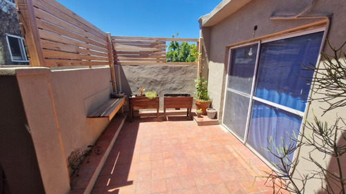 Muy Buena Casa Ph 3 Dormitorios 2 Baños, Garaje, Patio Y Terraza