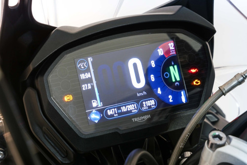 Triumph Tiger 800 Xrx