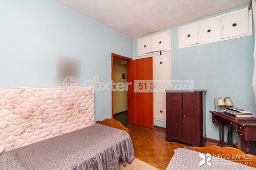 Casa, 6 Dormitórios, 236.67 M², Teresópolis - 204090