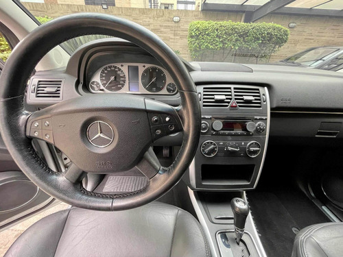 Imagen 15 de 18 de Mercedes-benz Clase B 2007 2.0 Turbo
