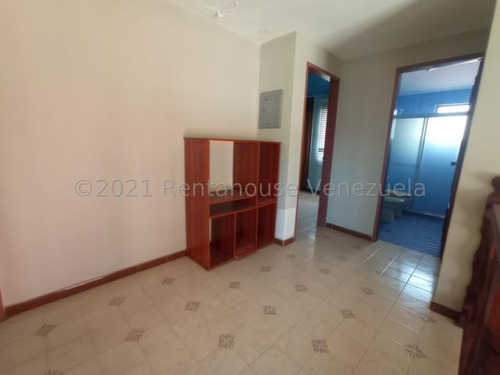 Imagen 9 de 14 de Julio Latouche Vende Casa En Venta En Prebo Valencia 22-10437