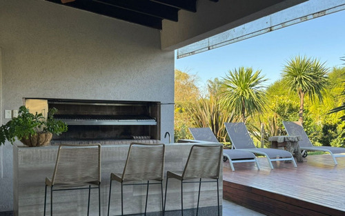 Casa En Venta En Santa Juana, Canning