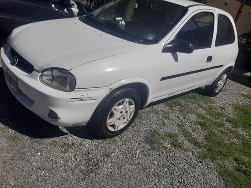 Chevrolet Corsa 1.6 Classic Super Pkele