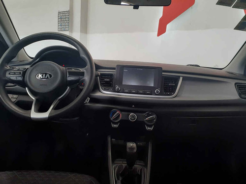 Imagen 8 de 14 de Kia Kia Rio Hb 2019 5p Hb Lx, 1.6 L Mpi Tm6, Ve, Ba, Bl,