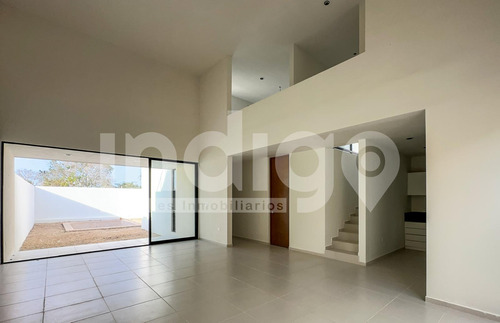 Casa En Venta En Mérida Modelo Rubí En Privada Nadira, Conkal