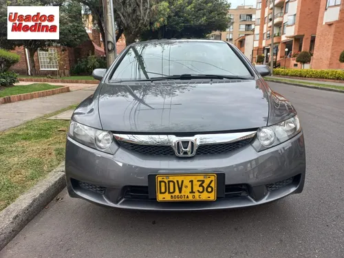 Honda Civic 1.8 Ex 4 p