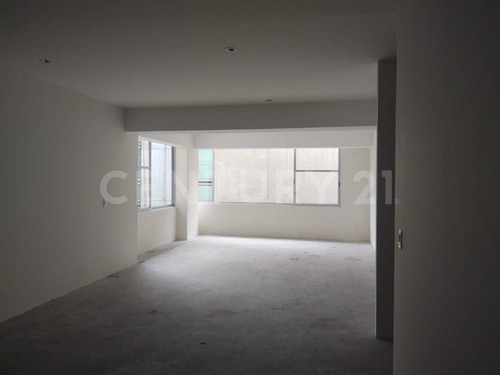 Venta De Departamento En Lomas De Chapultepec