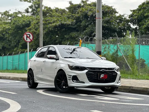Chevrolet Onix 1.0T Rs Mt