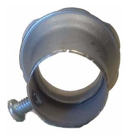 Imagen 4 de 5 de Conector Metalico Para Electricidad 3/4 X100 Unidad - Tofema