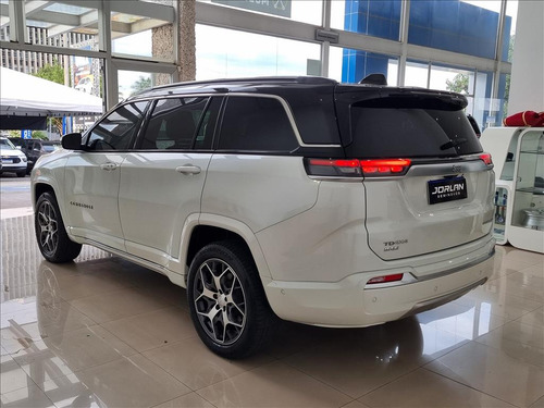 Jeep Commander 2.0 TD380 TURBO DIESEL OVERLAND AT9