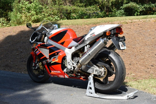 Imagen 2 de 8 de 2004 Honda Rc5