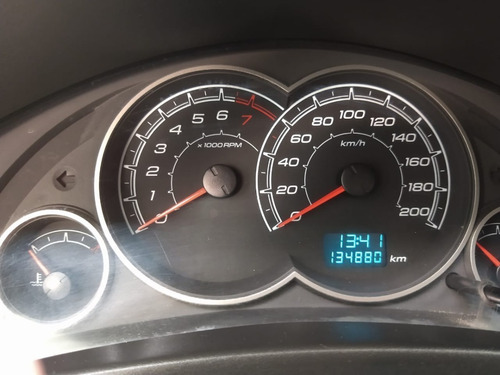 Imagem 5 de 11 de Celta 1.0 Lt 2012 Flex 4 Port. C/direção Hidraulica