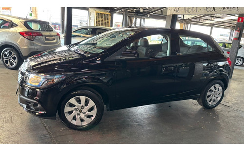 Chevrolet Onix 1.4 MPFI LT 8V FLEX 4P MANUAL