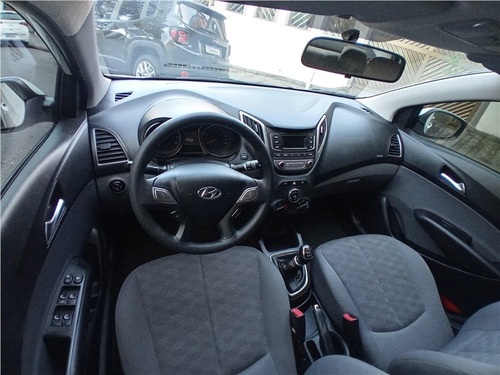 Imagem 12 de 13 de Hyundai Hb20s 1.6 Comfort Plus 16v Flex 4p Manual