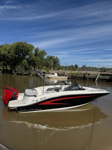 Klase A K210 Evinrude 150 Hp G2