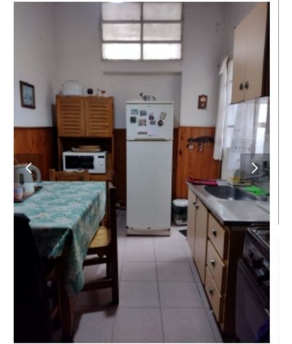 Casa De 8,66 X 38,51 En Villa Del Parque