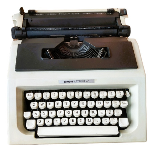 Máquina De Escribir Olivetti Lettera 40