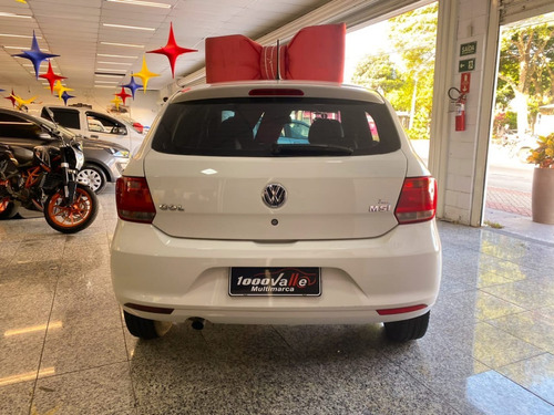 Imagem 8 de 10 de Volkswagen Gol Trendline 2016