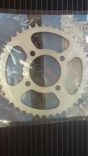 Imagen 2 de 4 de Corona Para Moto Empaire/gn 42t